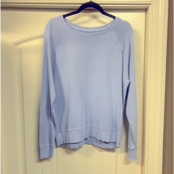 Athleta light Purple Long Sleeve Crewneck Sweatshirt medium - Picture 2 of 4